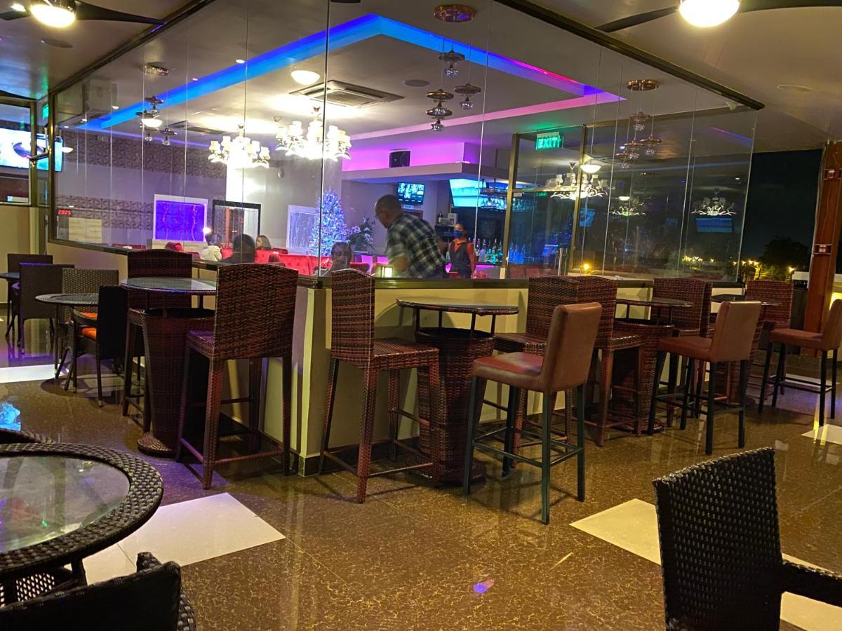 Grand Diamond Hotel Trinidad Piarco Esterno foto