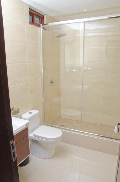Grand Diamond Hotel Trinidad Piarco Esterno foto