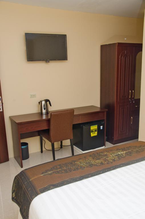 Grand Diamond Hotel Trinidad Piarco Esterno foto