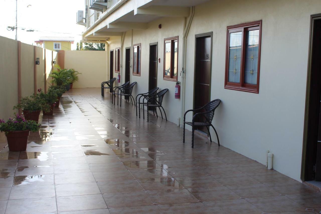 Grand Diamond Hotel Trinidad Piarco Esterno foto